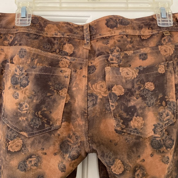 Almost Famousl legging / jean. size 7 - Picture 7 of 9